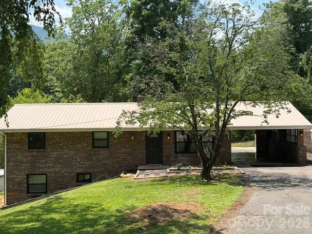 170 Clifton Avenue, Bryson City, NC 28713