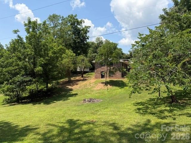 170 Clifton Avenue, Bryson City, NC 28713