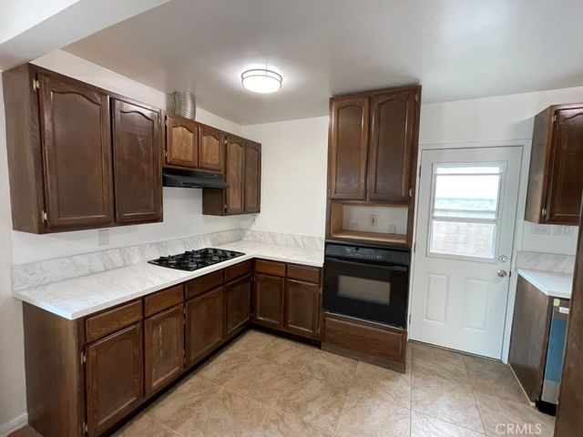 10122 Imperial Avenue, Garden Grove, CA 92843