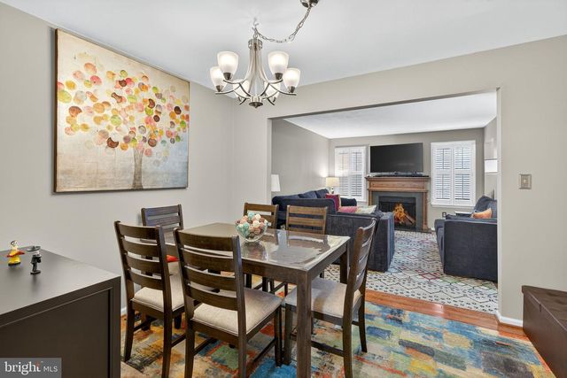 154 GALWAY CIR, Chalfont, PA 18914