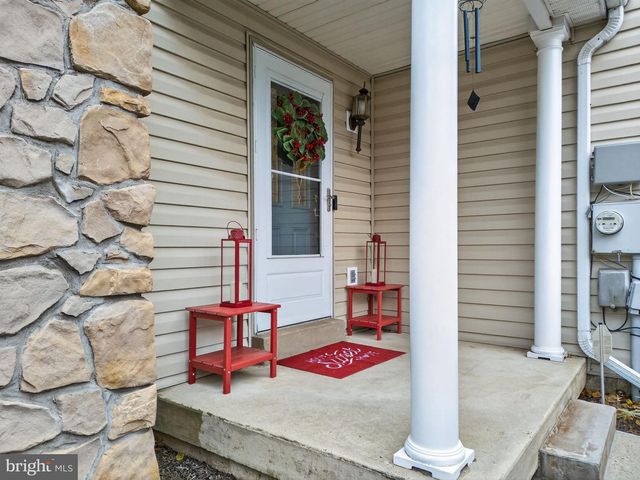 154 GALWAY CIR, Chalfont, PA 18914