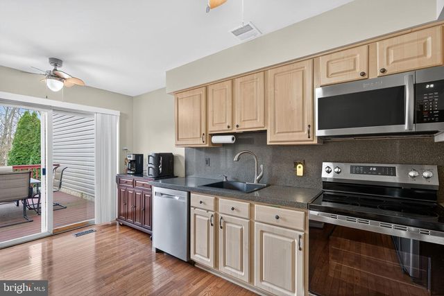 154 GALWAY CIR, Chalfont, PA 18914