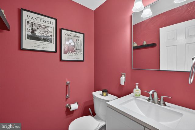 154 GALWAY CIR, Chalfont, PA 18914