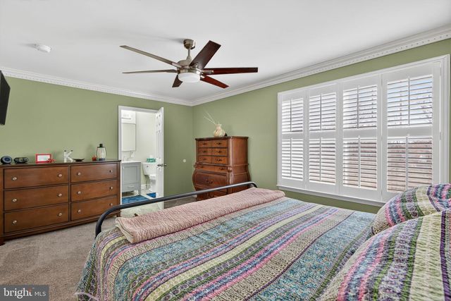 154 GALWAY CIR, Chalfont, PA 18914