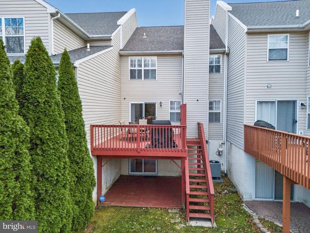 154 GALWAY CIR, Chalfont, PA 18914