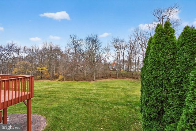 154 GALWAY CIR, Chalfont, PA 18914