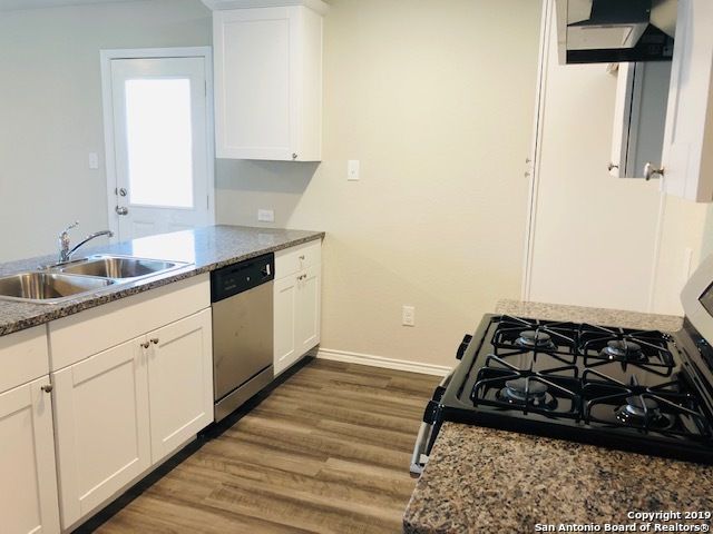 9015 Little Hoss, San Antonio, TX 78109