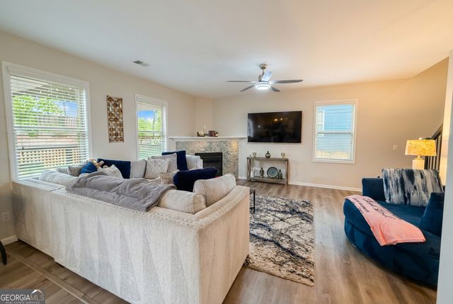 38 Inverness Avenue, Newnan, GA 30263