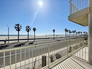 277 E Surfside Drive, Port Hueneme, CA 93041
