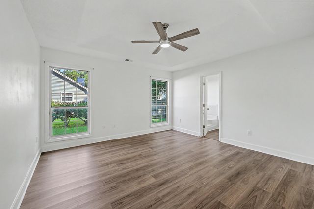 8329 Longridge Road, North Charleston, SC 29418