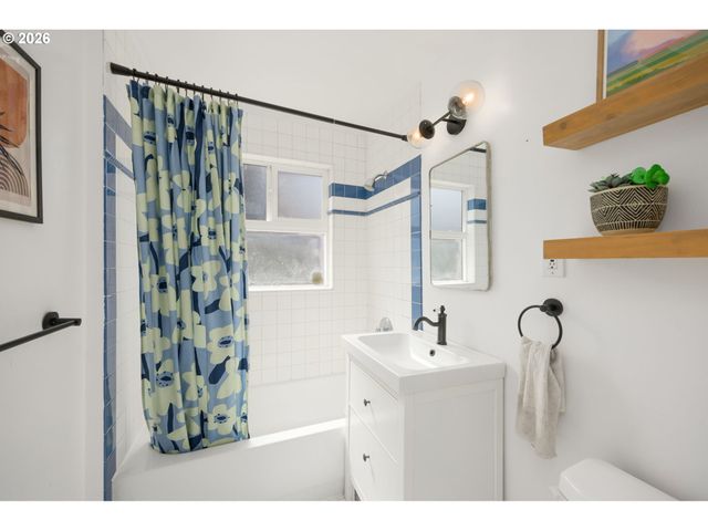 3011 Se 75TH Ave, Portland, OR 97206
