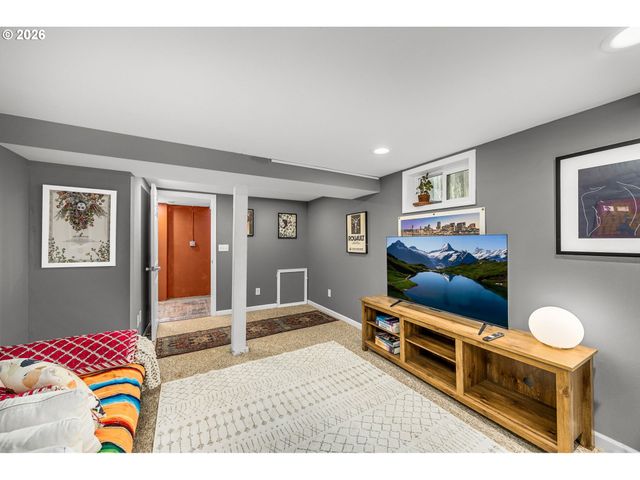 3011 Se 75TH Ave, Portland, OR 97206
