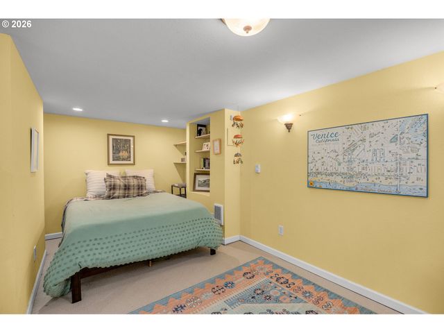 3011 Se 75TH Ave, Portland, OR 97206