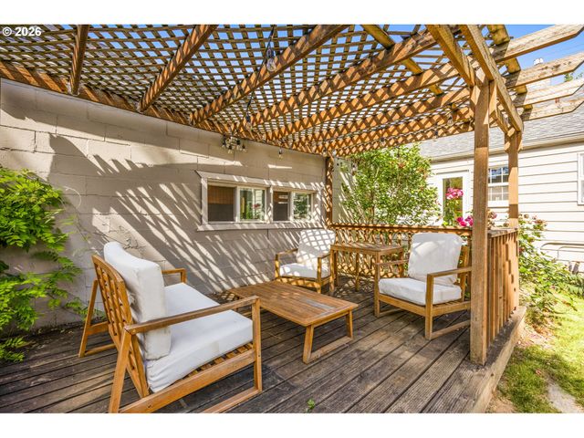 3011 Se 75TH Ave, Portland, OR 97206