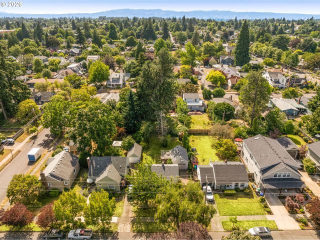 3011 Se 75TH Ave, Portland, OR 97206