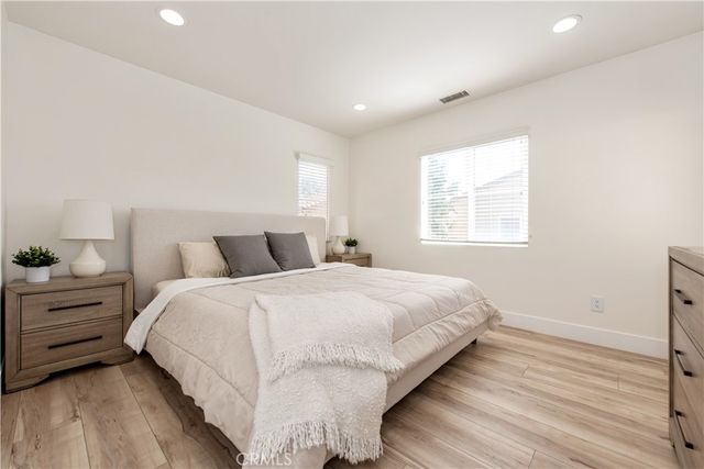 94 Chantilly, Irvine, CA 92620