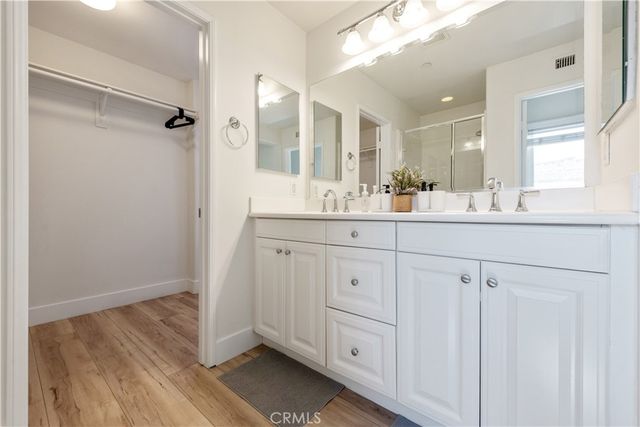 94 Chantilly, Irvine, CA 92620