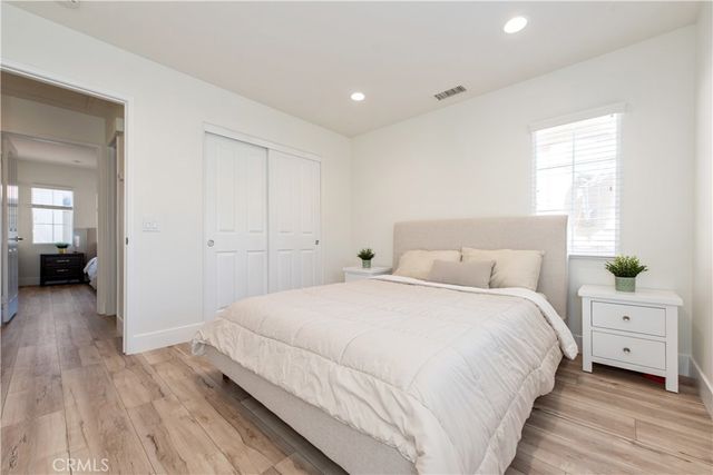 94 Chantilly, Irvine, CA 92620