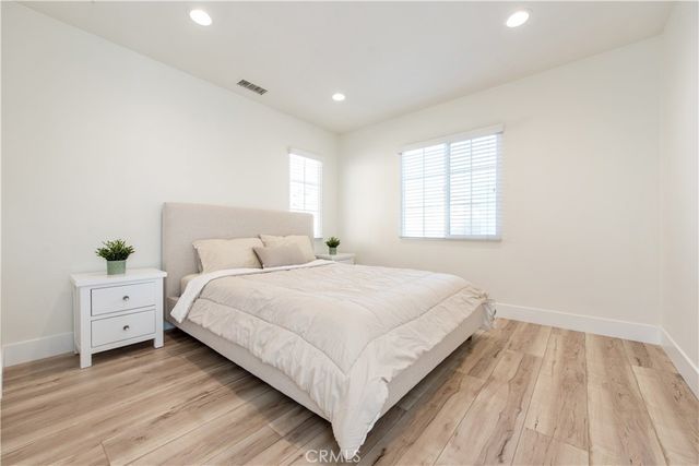 94 Chantilly, Irvine, CA 92620