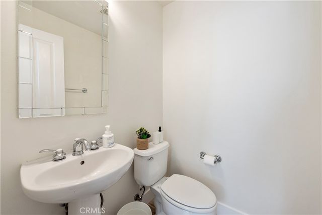 94 Chantilly, Irvine, CA 92620