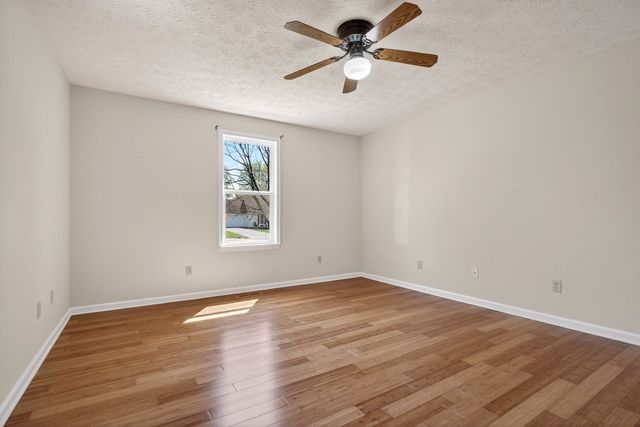 3531 Riveroaks Dr, Cookeville, TN 38506