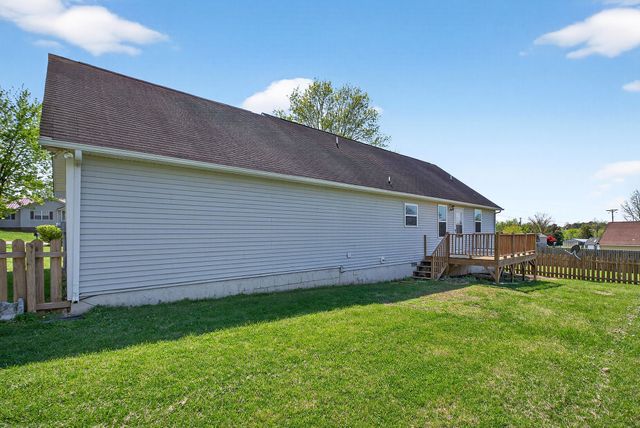 3531 Riveroaks Dr, Cookeville, TN 38506