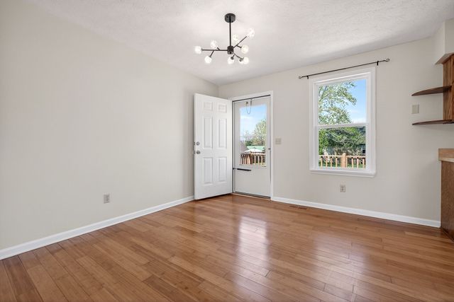 3531 Riveroaks Dr, Cookeville, TN 38506