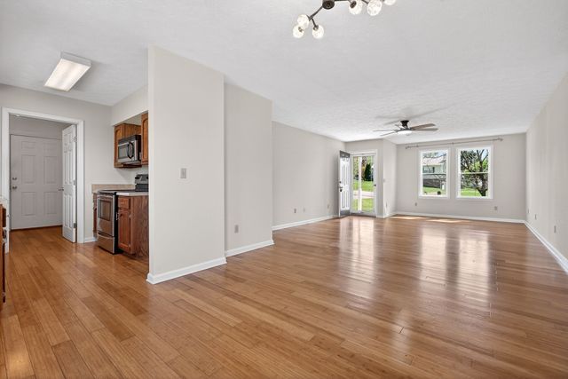 3531 Riveroaks Dr, Cookeville, TN 38506