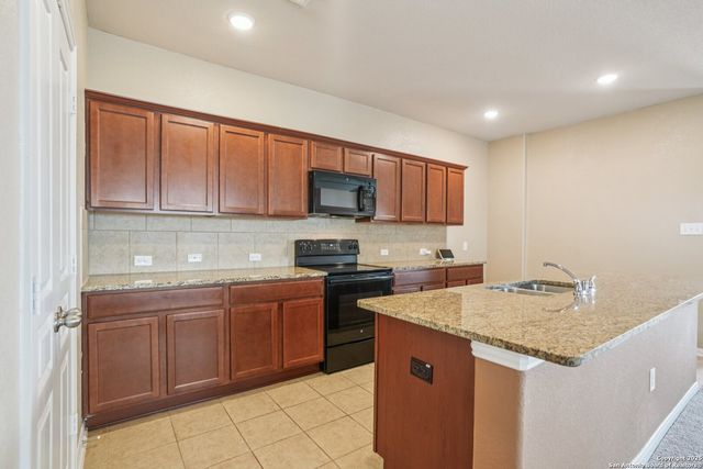 11506 Classmore Gap, San Antonio, TX 78245