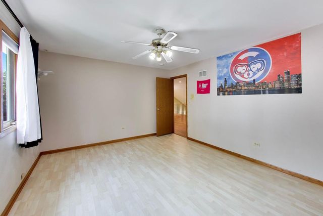 443 N Tara Lane, Addison, IL 60101