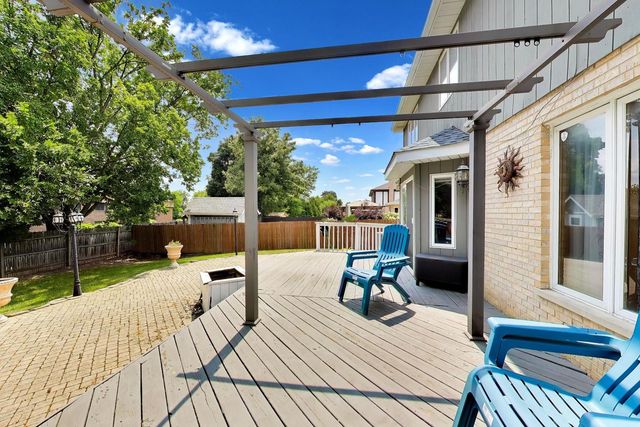 443 N Tara Lane, Addison, IL 60101