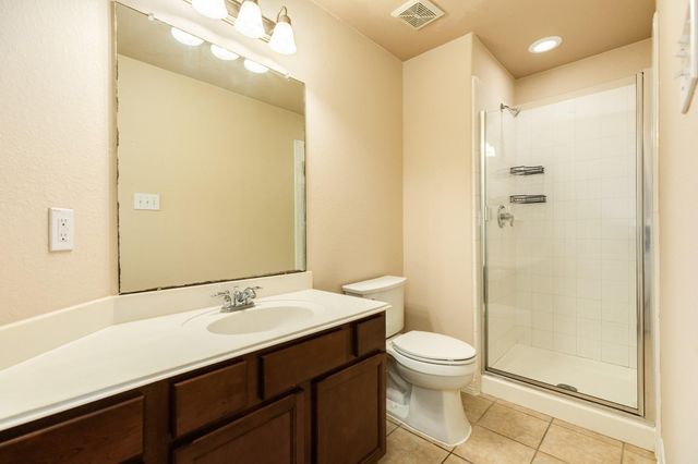 1025 Luke Drive, Alvin, TX 77511