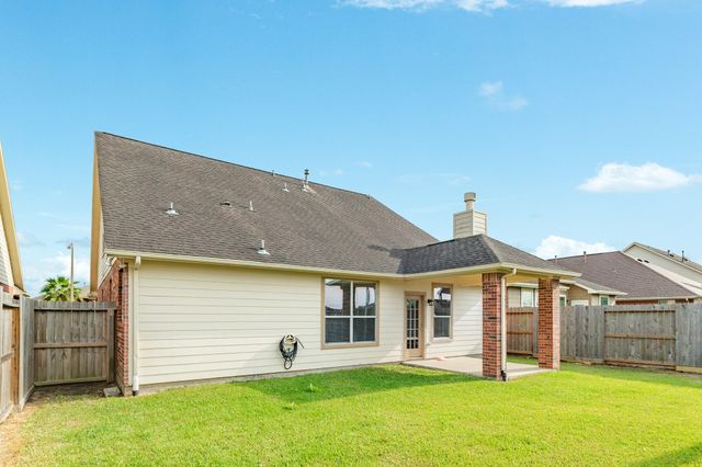 1025 Luke Drive, Alvin, TX 77511