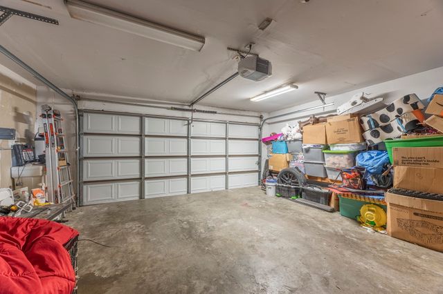 8701 Creekside Drive, Rowlett, TX 75089