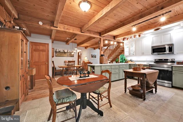 15 ED AVE, Aspers, PA 17304
