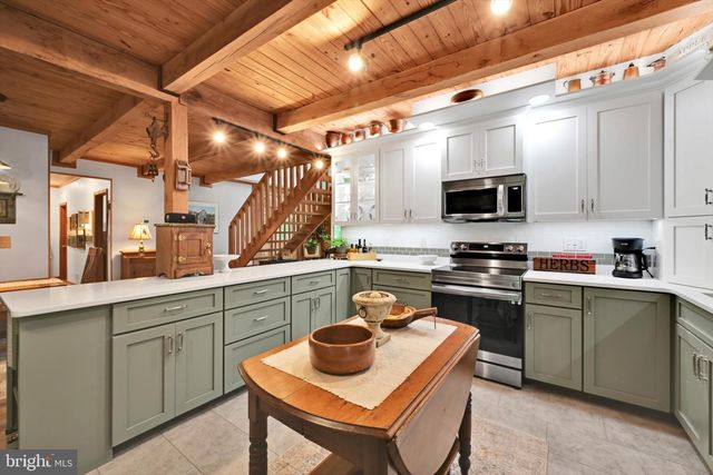 15 ED AVE, Aspers, PA 17304
