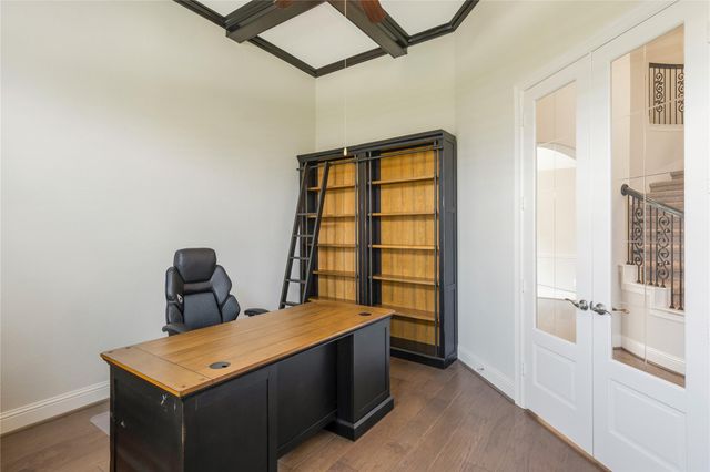 16619 Wolf Pass Drive, Cypress, TX 77433