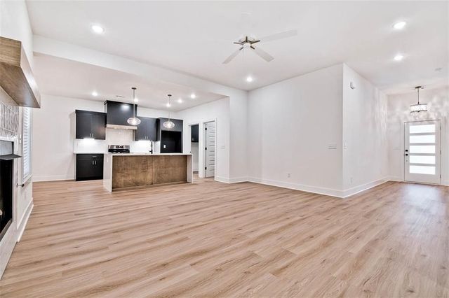 1 Consett Lane, Bella Vista, AR 72714