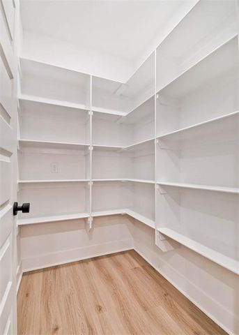 1 Consett Lane, Bella Vista, AR 72714