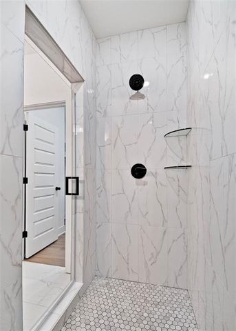 1 Consett Lane, Bella Vista, AR 72714