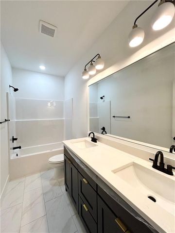 1 Consett Lane, Bella Vista, AR 72714