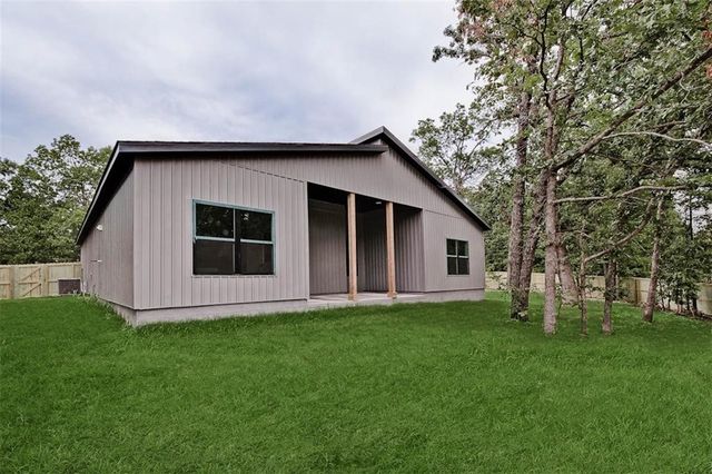 1 Consett Lane, Bella Vista, AR 72714