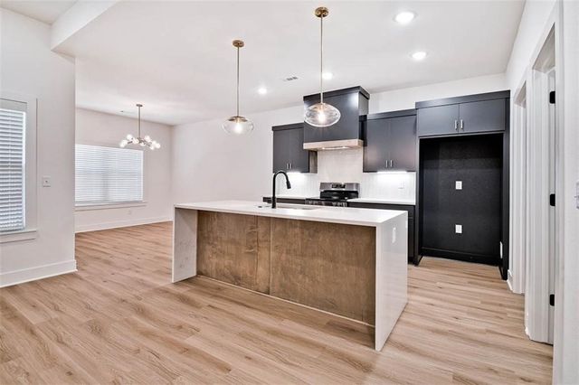 1 Consett Lane, Bella Vista, AR 72714