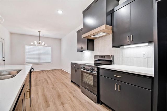 1 Consett Lane, Bella Vista, AR 72714