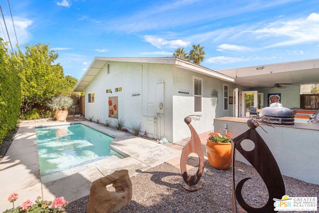 511 N Calle Rolph, Palm Springs, CA 92262