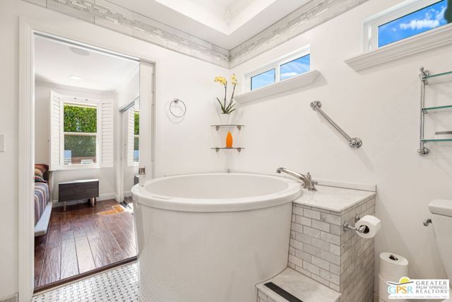 511 N Calle Rolph, Palm Springs, CA 92262