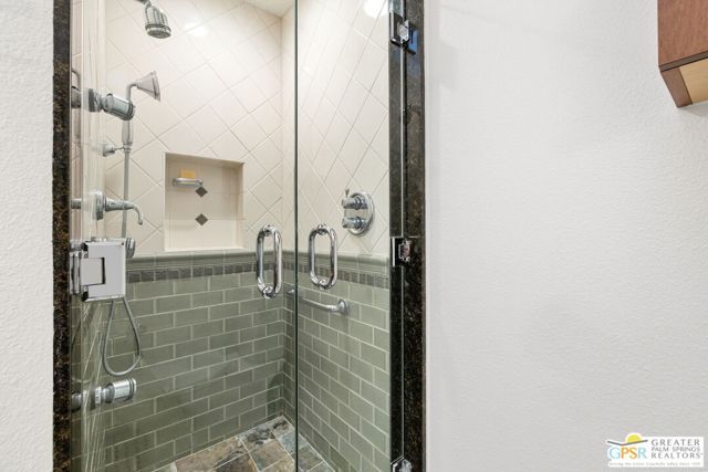 511 N Calle Rolph, Palm Springs, CA 92262