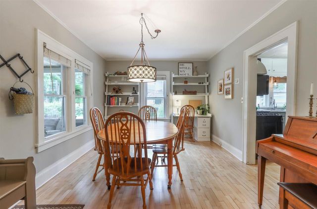 108 E LAKE STREET, Waupaca, WI 54981