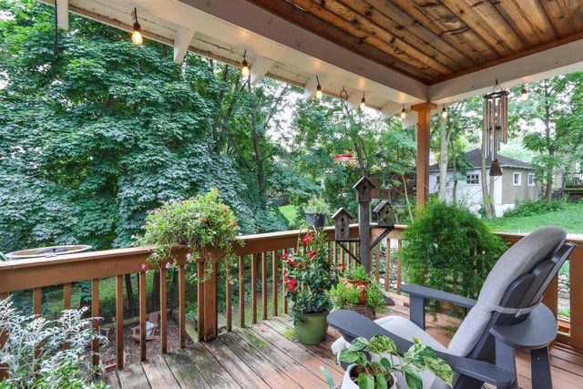 108 E LAKE STREET, Waupaca, WI 54981