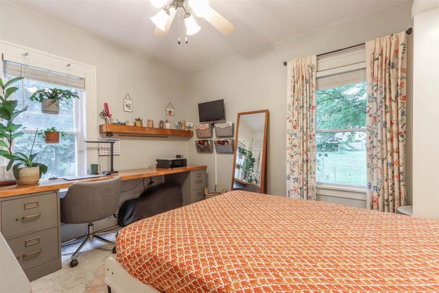 108 E LAKE STREET, Waupaca, WI 54981